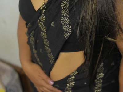 Mallu_Manisha live cam video preview